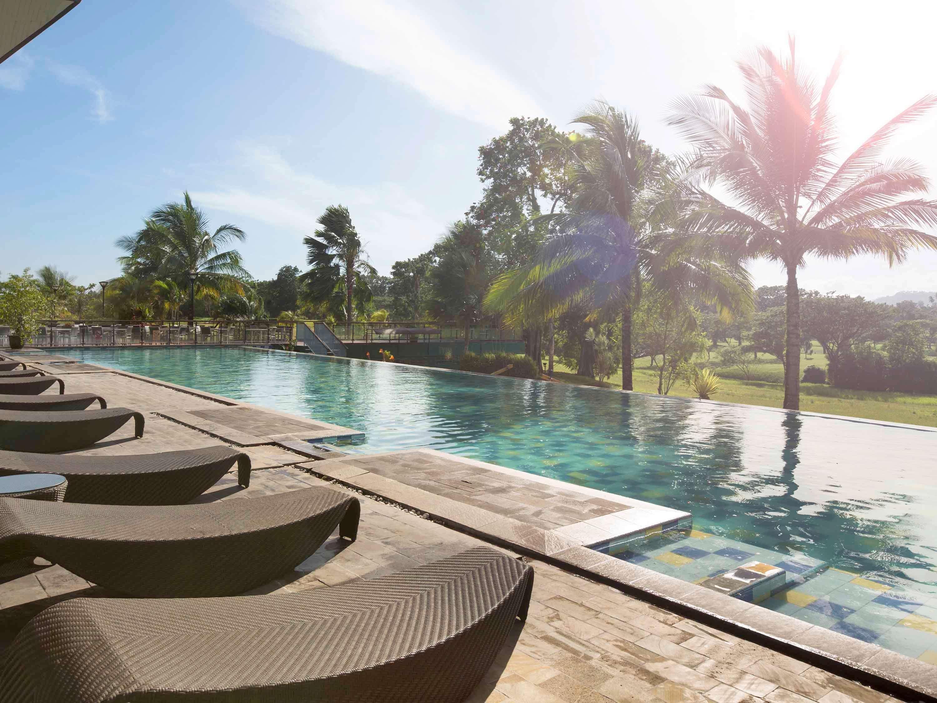 Novotel Golf & Convention Center Hotel Manado