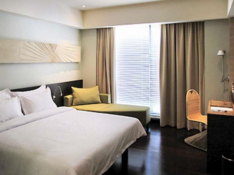 Novotel Golf & Convention Center 4*