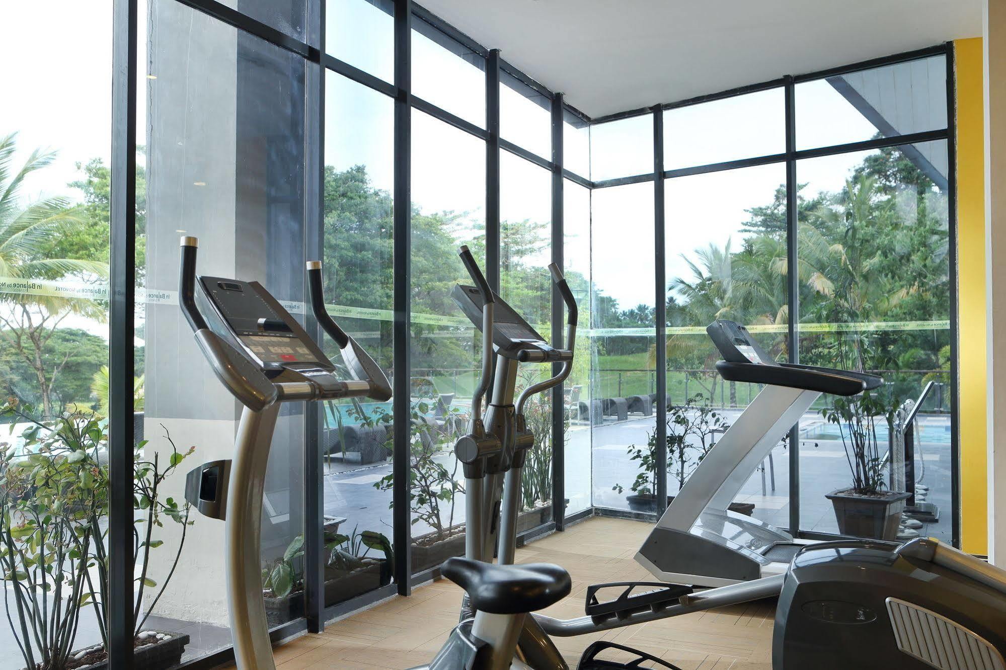 Novotel Golf & Convention Center Hotel